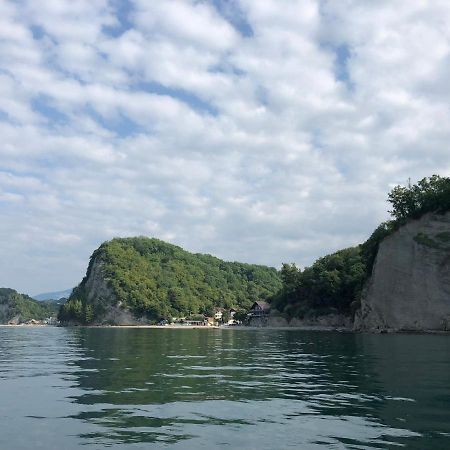 Золотая Бухта База Отдыха Pizunda Bagian luar foto